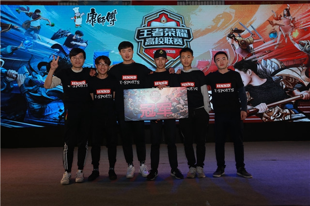 确的战术执 确的战术执