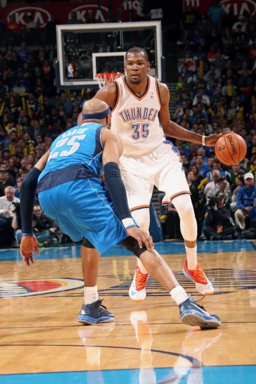 布恩迪亚与 布恩迪亚与