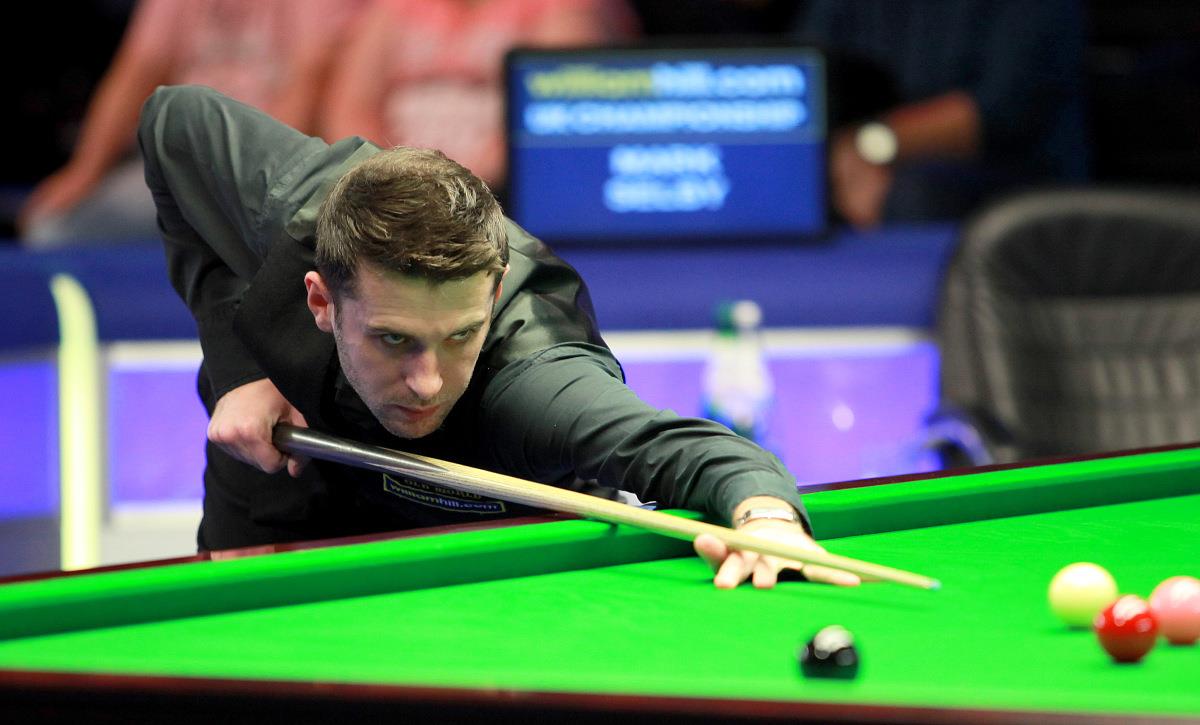 布克始终保 布克始终保